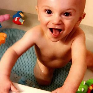 Meet your Posher, Ainsley